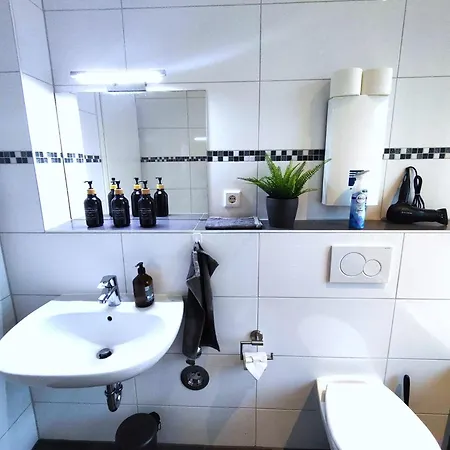 City Apartment Moenchengladbach アパート メンヒェングラートバッハ